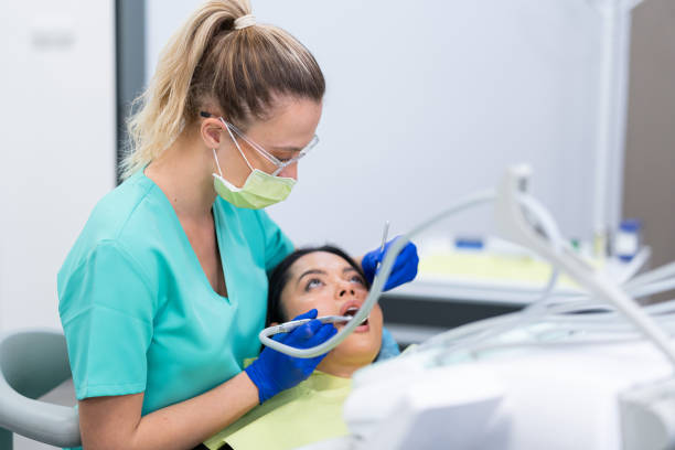 Best Affordable Emergency Dental Care  in Falcon Heights, MN